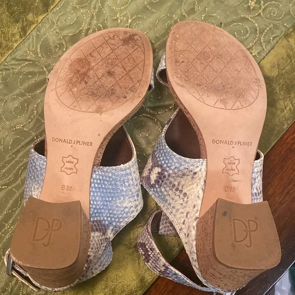 EUC Donald J Pliner “Snakeskin” Heeled Sandals - Picture 7 of 7